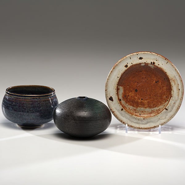 Vivika and Otto Heino (1910-1995 1915-2009; USA): Vivika and Otto Heino (1910-1995; USA and 1915-2009; USA) Plate; Bowl; Vase ca 1974 Porcelain and Stoneware; largest dia. 6 in. Provenance:Acquired directly from the artists for an exhibition at t