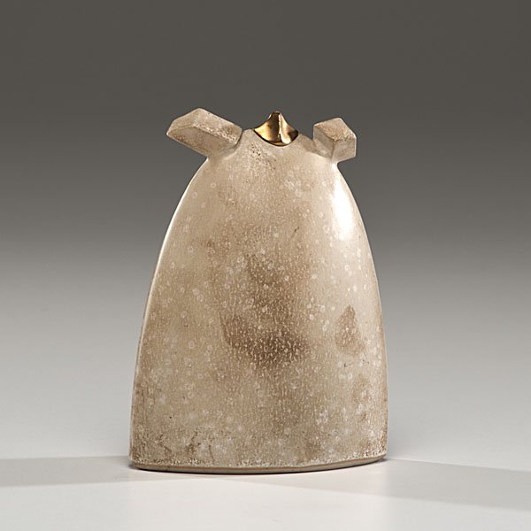 Adrian Saxe (1943; USA) : Adrian Saxe (1943; USA) Oil Lamp 1978 Porcelain; ht. 5.5, lg. 4 in.