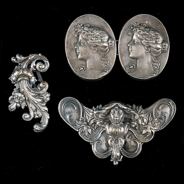 Unsigned Silver Clip Collection : Unsigned Silver Clip Collection A grouping of two brooches and a pair of stamped clips; all signed pieces are stamped.