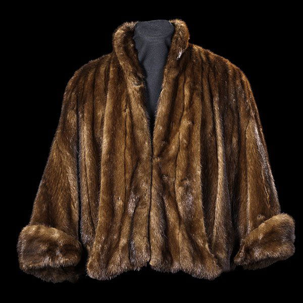 H. & S. Pogue Mink Jacket : Ca 1960, mink fur cape with cuffed sleeves, roll collar, and a Pogues Cincinnati label (indicates H. & S. Pogue Company); size approx. ladies Medium. Provenance: Property of a Cincinnati Col