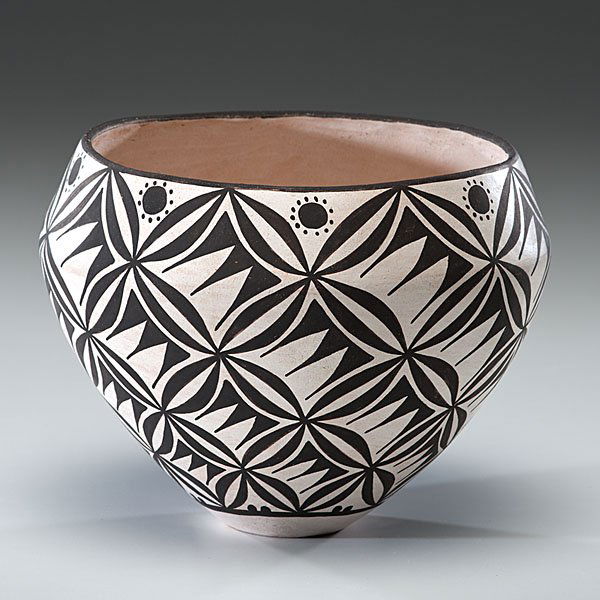 Sarah Garcia (1928, USA) : Acoma Bowl 1979 Earthenware, ht. 6.25, dia. 8.25 in. Provenance: Daniel Jacobs and Derek Mason Collection; Acquired from the American Indian Museum, Washingt
