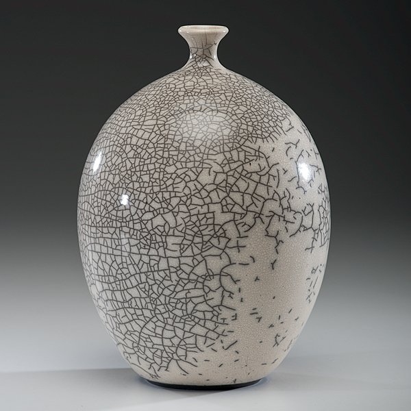 Nancee Meeker (1951, USA) : Vessel 1978 Ceramic; ht. 12, dia. 8 in. Provenance: Daniel Jacobs and Derek Mason Collection; Acquired from Damron Hall Gallery, 1978.