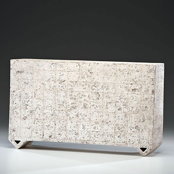 Steven Montgomery (1954, USA) : Untitled No. 2 1977 Earthenware, latex house paint; ht. 13.75, wd. 23, dp. 5.5 in. Shown: Young Americans Clay and Glass, Tucson Museum of Art, AZ, 1978; Young Americans, Museum of Contemporary Cra