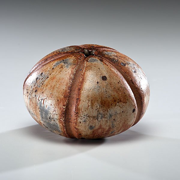 Alan Wallwork (1931, England) : Urchin Pot 1980 Ceramic; ht. 3.5, dia. 5.5 in. Provenance: Daniel Jacobs and Derek Mason Collection; Acquired from Gilbert Parr Gallery, UK, 1981.