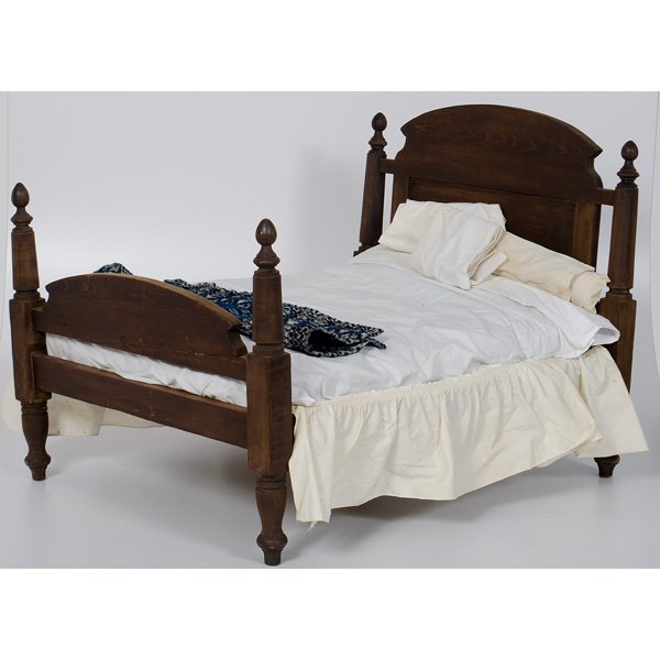 Turned Wood Doll Bed : Turned Wood Doll Bed Turn of the century American doll bed with block and turned posts; ht. 21, wd. 30, dp .23.5 in.