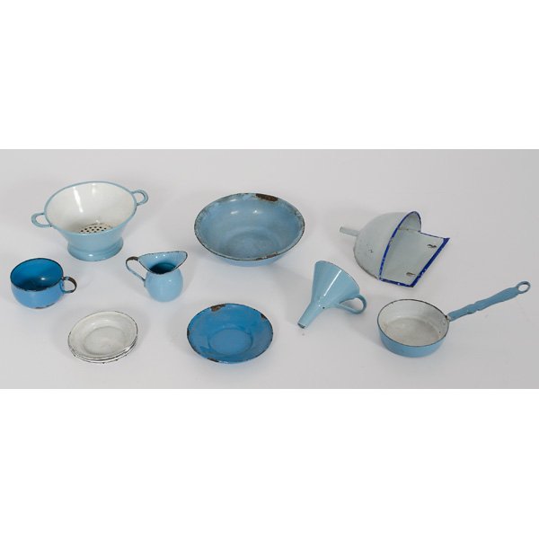 Miniature Enamel Ware Tablewares : Miniature Enamel Ware Tablewares Assembled group of miniature enamel wares, including strainer, pans, and dishes; largest strainer ht. 1.5 in.