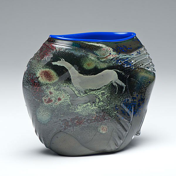 William Morris Petroglyph Vase : William Morris (American, b. 1957). Petroglyph glass vase, signed and dated 1987; 11 x 14 in.