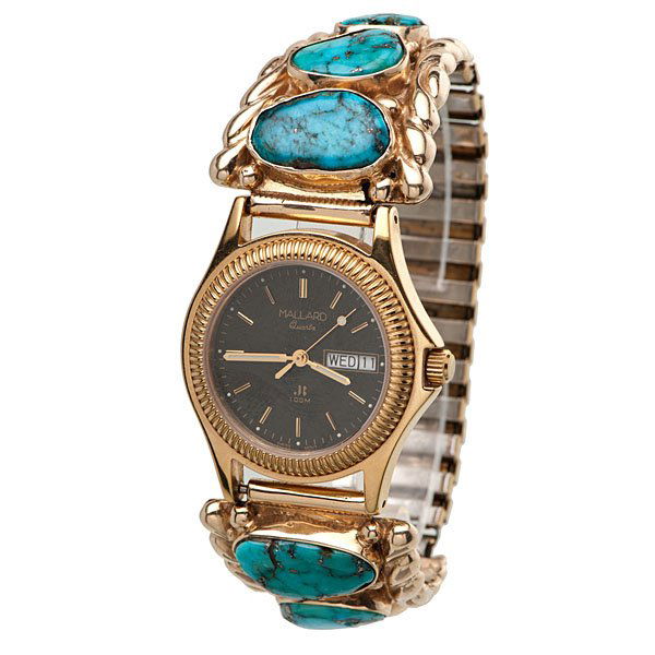 Harry H. Begay Navajo 14k Gold Watch Tips Mounted on Go: signed HHB over an arrow for Harry H. Begay, who is listed in Gregory Schaaf's 2003 book American Indian Jewelry I on page 74. Tips set with six vivid turquoise stones, tip length 1.5 x width 1.1 in