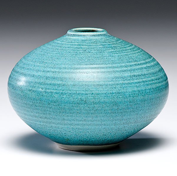 Otto Heino (1915-2009, USA) : Otto Heino (1915-2009, USA) Turquoise Vessel, 1997 ht. 4.25, dia. 5.5 inches Artist signature incised on base An Otto Heino signature form.