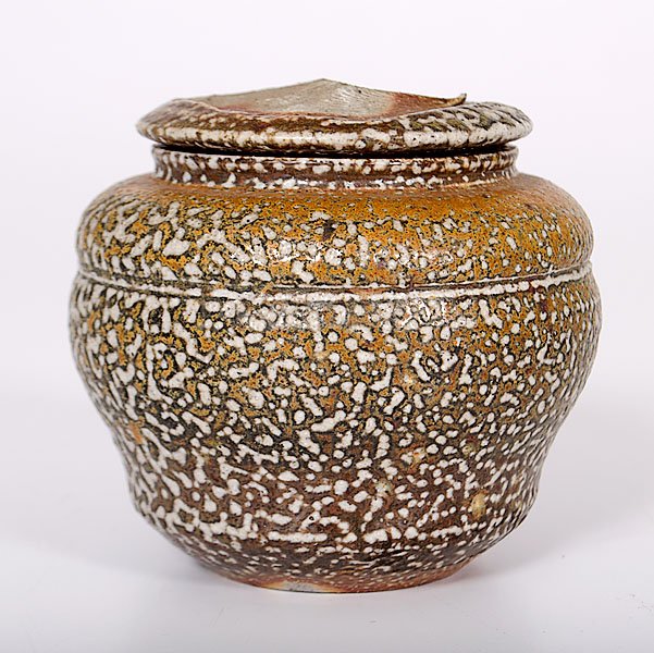 Karen Karnes (1925, USA) : Karen Karnes (1925, USA) Covered Jar c.1977 Salt fired stoneware ht. 3.5, dia.4 inches Artist stamp on foot An excellent rendition of Karnes' classic lidded vessel with salt-glaze.