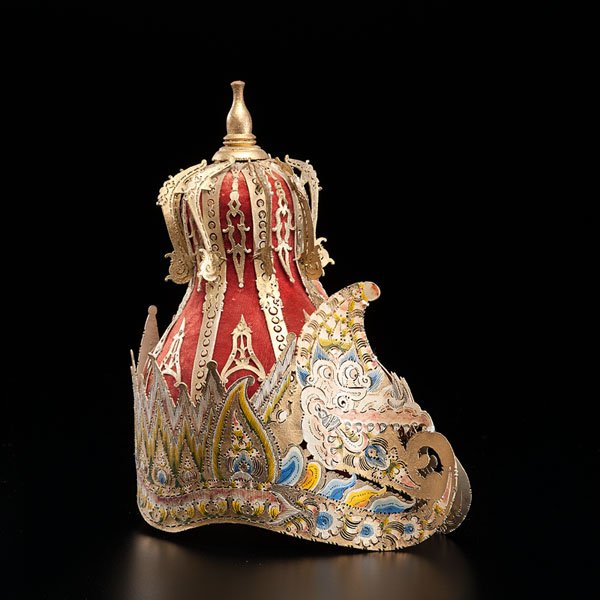 Headdress for a Dancer : Headdress for a Dancer Java, Indonesia, 20th century. Dancer's headdress made out of velvet, cardboard, and wood. 10 x 12.5 x 7 in. Provenance: Property of the Zanesville Museum of Art, Zanesvil