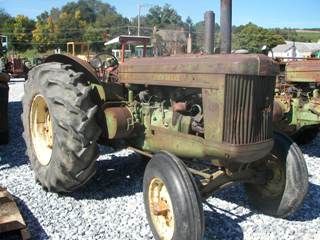 ORIGINAL JOHN DEERE 60 LOW SEAT STANDARD TRACTOR!!: This is a John Deere 60 Low Seat Standard Rice Speacial Tractor. Very hard to find. Tractor is complete but not running. Whould make a real nice restoration project. Serial#6027784 Lot#16483 This is a