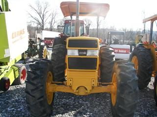Case-IH 695 4x4 Tractor 1354 hours Nice!! - 2