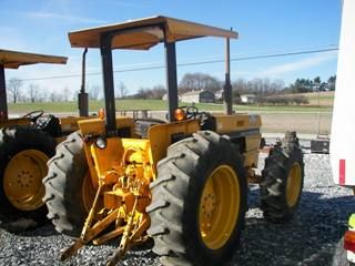 Case-IH 695 4x4 Tractor 1354 hours Nice!! - 8