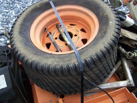 Scag Turf Tiger Zero Turn Tractor w/ Mower! Parts U - 10