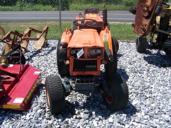 Kubota B4200 4x4 Tractor "Fixer Upper"!