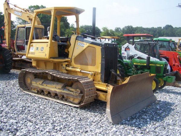 2005 John Deere 550H LT Crawler Dozer: This machine came from a local rental company that was downsizing. Machine is 100% redy to go to work. This is a 2005 model hydrostatic Deere Dozer with 1382Hrs. This doser has OROPS,a 6 way blade, an