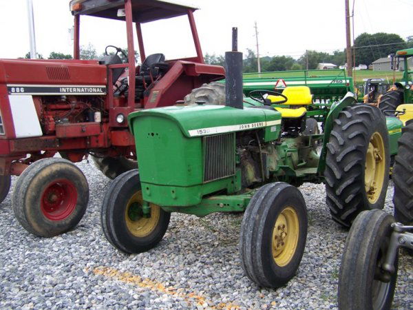 1975 John Deere 1530 Tractor - 3