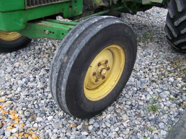 1975 John Deere 1530 Tractor - 5