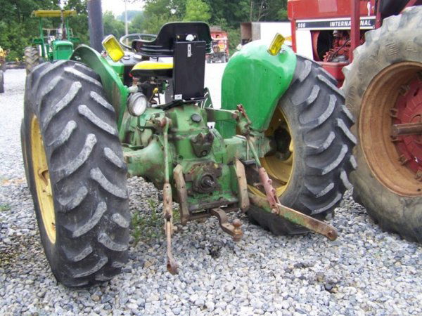 1975 John Deere 1530 Tractor - 8