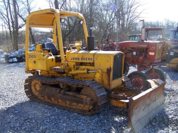 John Deere 350D Crawler Dozer, 6 Way Blade: This is a nice John Deere 350 D crawler tractor with OROPS. This is a one owner local machine that was traded in on a late model skid steer. This dozer shows 4470 hours is powered by a 48 horsepower d