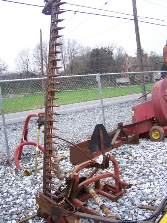 New Idea 7' 3pt Sickle Bar Mower for Tractors