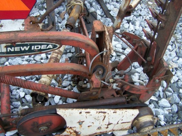 New Idea 7' 3pt Sickle Bar Mower for Tractors - 5