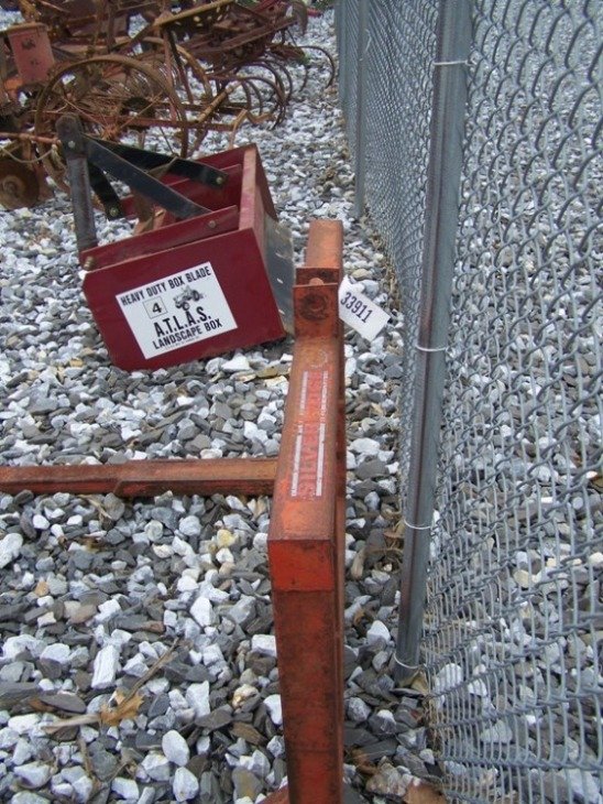 Silveredge 3pt Bale Carrier Attachment for Tractor - 4