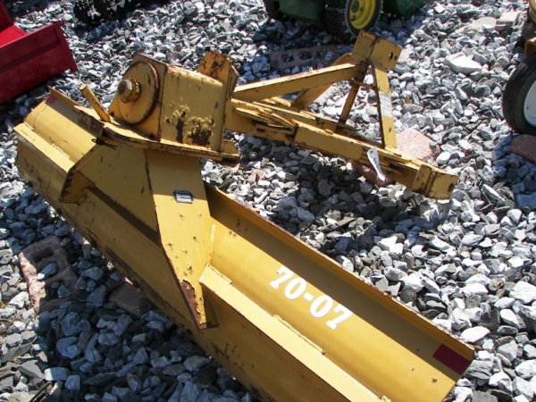 Bush Hog HD 70-70 7' 3pt Blade for Tractors - 4