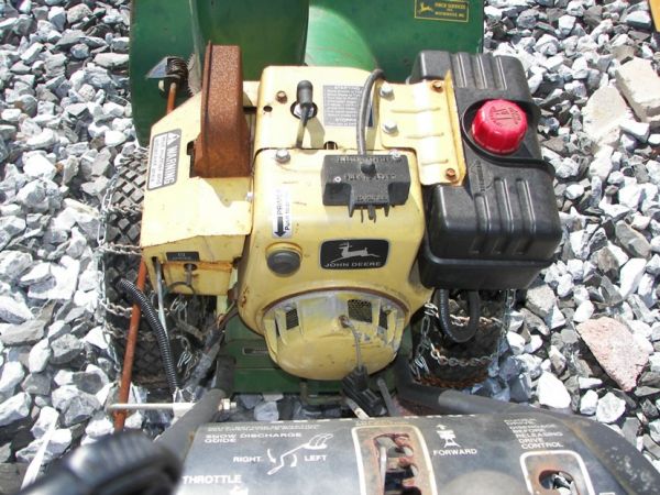 John Deere 826 Self Propelled Snow Blower - 4
