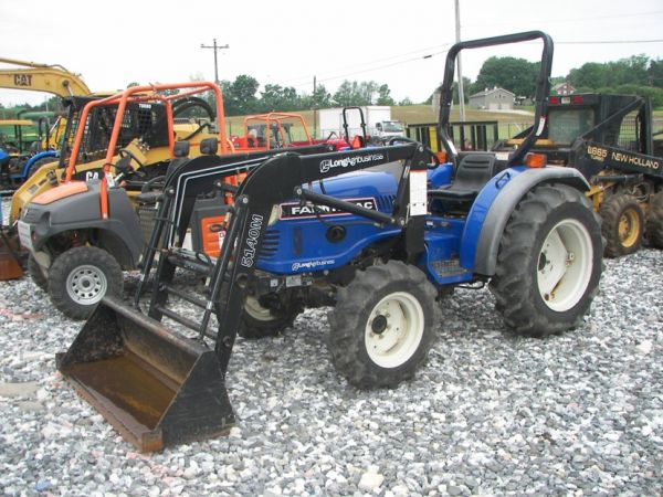 Farmtrack 360 DTC 4x4 Compact Tractor with Loader: This is a nice Farmtrack 360 DTC 4x4 compact tractor with 5140M loader. This tractor has a 39 horsepower diesel engine, left hand reverser, 127 hours, 3pt hitch with 540 shaft PTO, 2 remotes, and 12.4