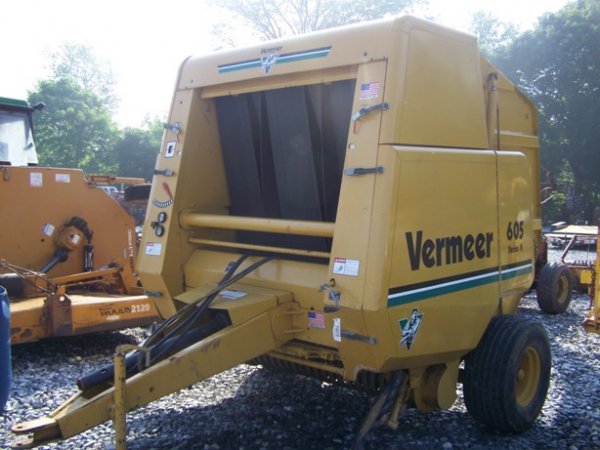 Vermeer 605 Series K Round Baler for Tractors - 6