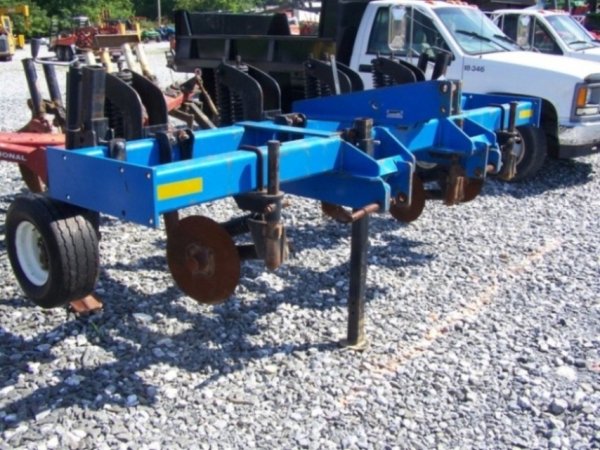 DMI 4 Shank 3pt Hd Ripper for Tractors, Auto Reset - 2