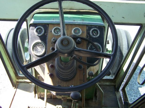 Nice Original Oliver 2255 Farm Tractor with Cab - 8