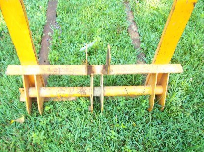 Case LK20 Forks for 600 Series Garden Tractors - 5