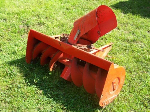 Case G80 38" Snow Blower for Garden Tractors: Complete Case G80 38" Snow blower for 1966-1970 Case Lawn and Garden Tractors This is a due not miss event, you will not believe the Quantity or the QUALITY!!! This is an Off Site Auction held at 4157