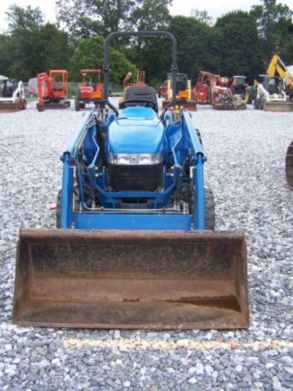 New Holland TC33D 4x4 Compact Loader Tractor - 3