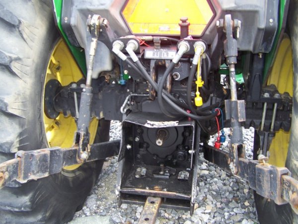 John Deere 5510 Tractor with Loader with ROPS - 5