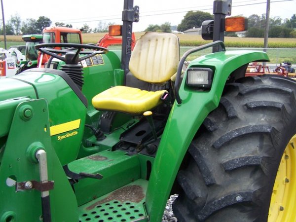John Deere 5510 Tractor with Loader with ROPS - 8