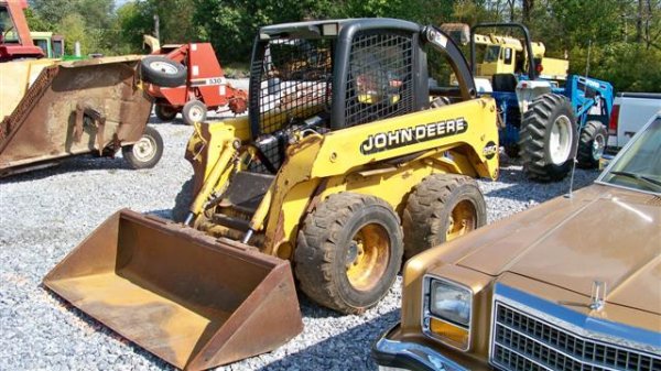 2000 John Deere 250 Skid Steer Loader, OROPS - 2