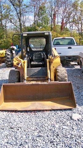 2000 John Deere 250 Skid Steer Loader, OROPS - 3