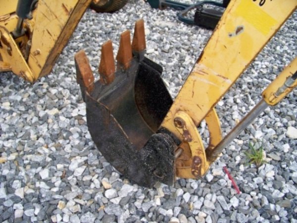 Terramite T5D Tractor Loader Backhoe OROPS - 9