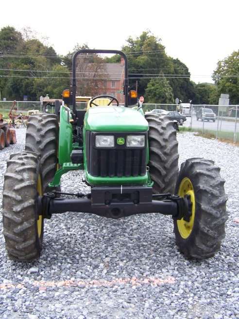 John Deere 5525 4x4 Farm Tractor, Syncro - 2