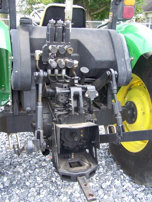 John Deere 5525 4x4 Farm Tractor, Syncro - 5