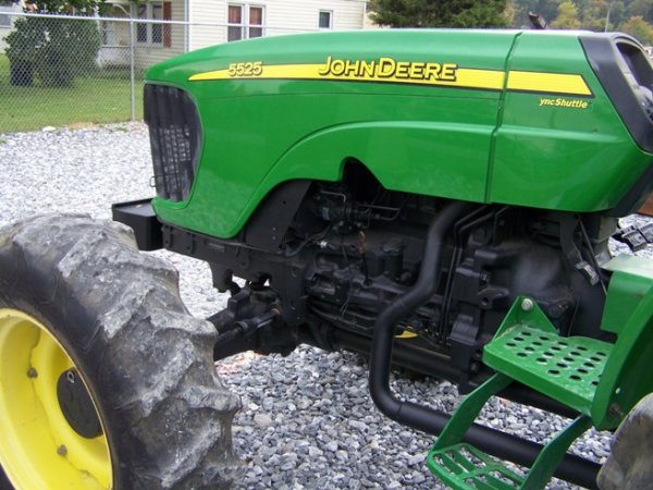 John Deere 5525 4x4 Farm Tractor, Syncro - 7