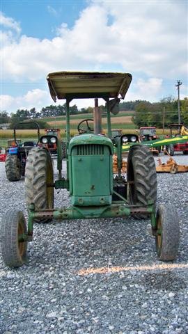 John Deere 3020 Wide Front Farm Tractor, - 3