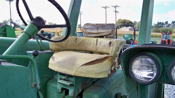 John Deere 3020 Wide Front Farm Tractor, - 8