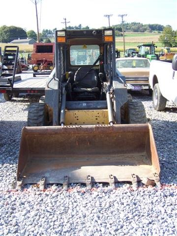 New Holland LS170 Skid Steer Loader with OROPS - 3