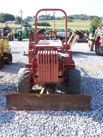 Ditch Witch 3700DD Ride On Trencher - 3