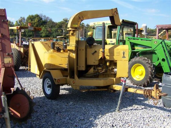Vermeer 1250 Tow Behind Wood Chipper, Diesel